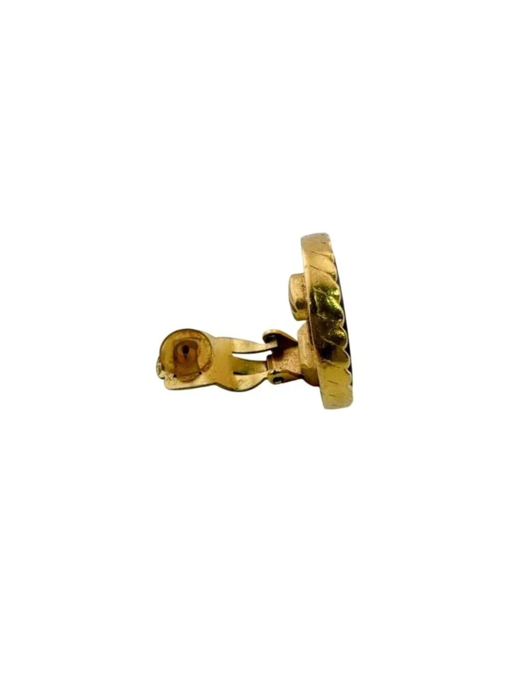 Chanel One Side with Rice Vintage Clip CC Logo Earrings - Picture 3 of 8